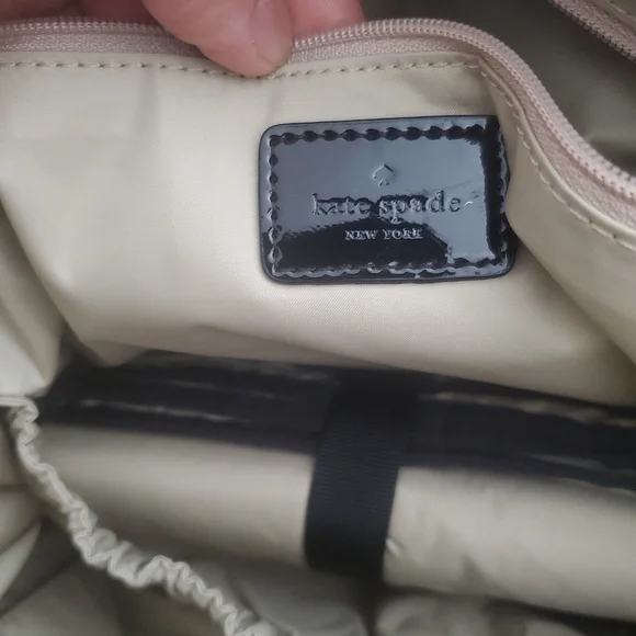 Kate Spade New York Adaira Baby Bag. - Picture 9 of 16